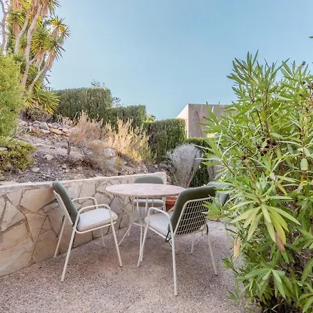 Fantastisic - Great Location Villa